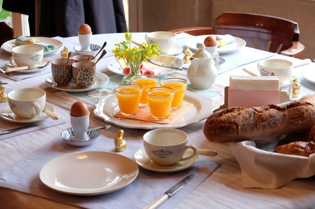 Bed and Breakfast Le Couvent De Neuviale Parisot  Zewnętrze zdjęcie