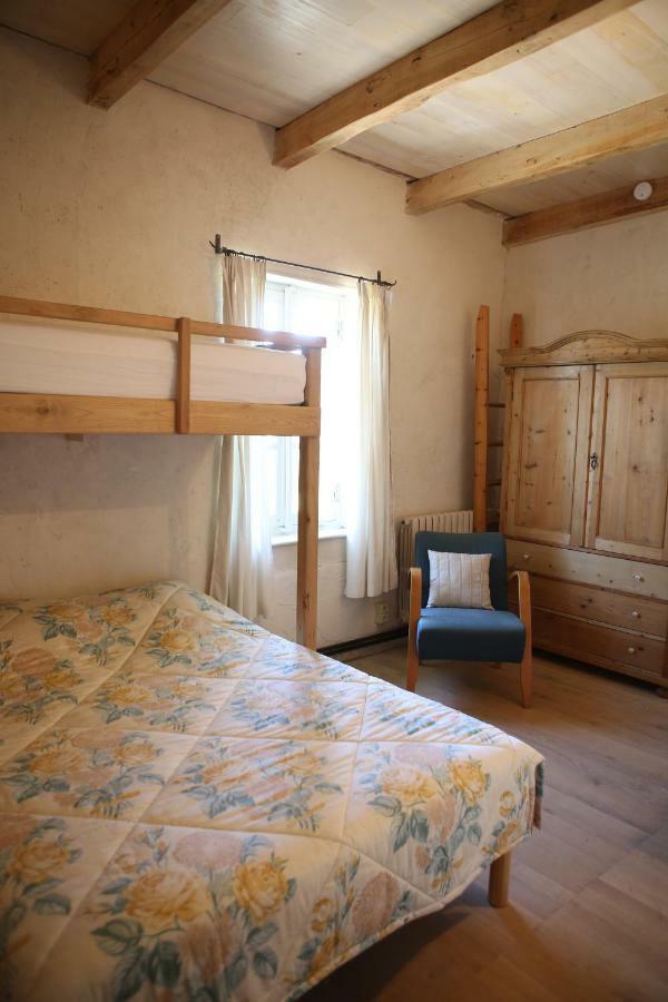 Bed and Breakfast Le Couvent De Neuviale Parisot  Zewnętrze zdjęcie